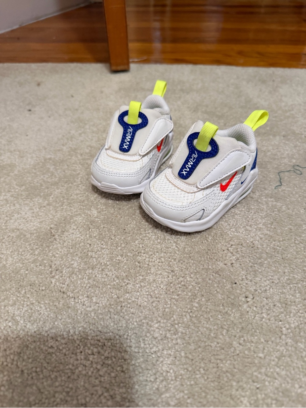Nike White Toddlers' Sneakers with Neon Yellow and Red Accents